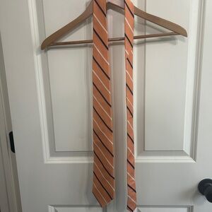 Roundtree & Yorke Orange and blue Striped Tie 3.5 inches wide Collegiate
